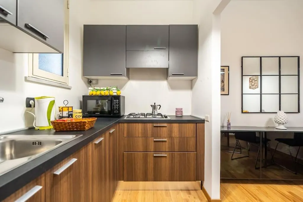 Morohouse 50Mt From Teatro Massimo Apartment Palermo 0*,  Italy