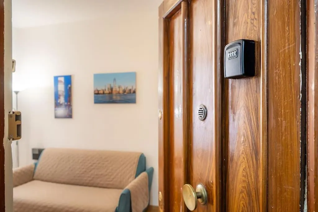 Morohouse 50Mt From Teatro Massimo Apartment Palermo Italy